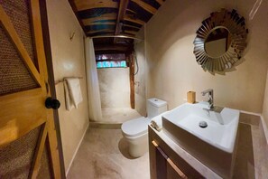 Shower, towels, soap, shampoo