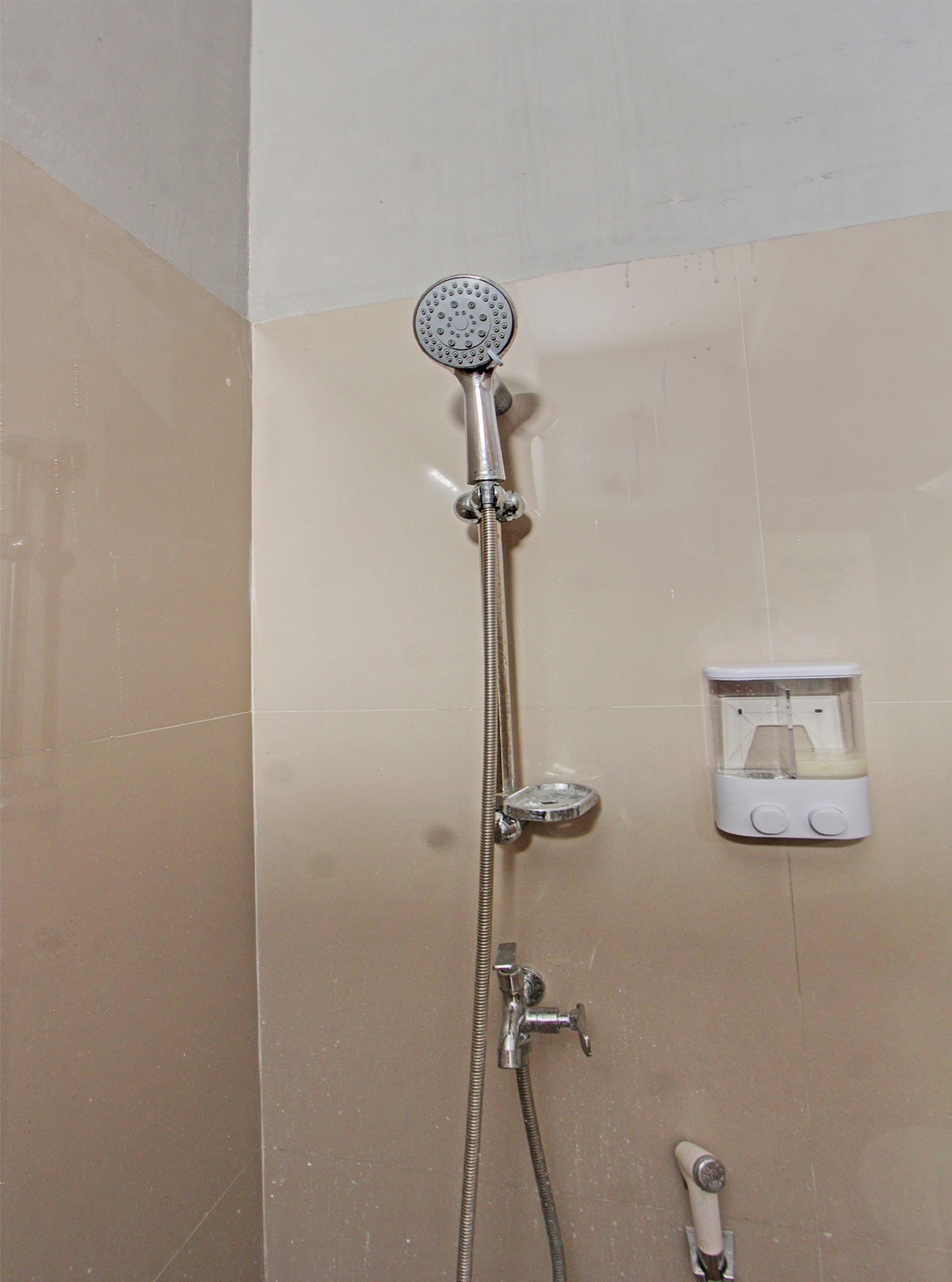 Deluxe Double Room | Bathroom | Shower, towels