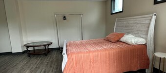 Luxurious 1-Bedroom Suite in the Pocono Mountains