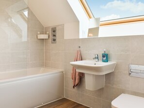 Towels - A newly built haven located near Westward Ho. (Appledore, near Bideford)