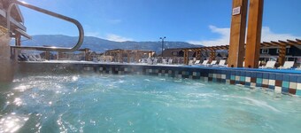 **Holiday + Winter Retreat** Inquire now about special rates at the Cottages!