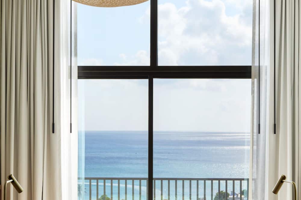 Hotel Indigo Grand Cayman by IHG