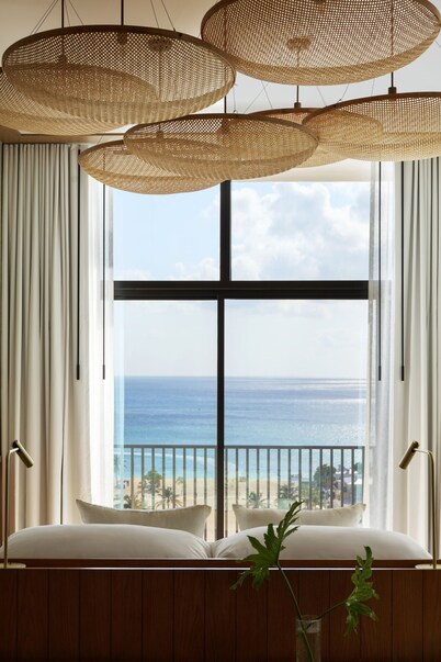 Hotel Indigo Grand Cayman by IHG