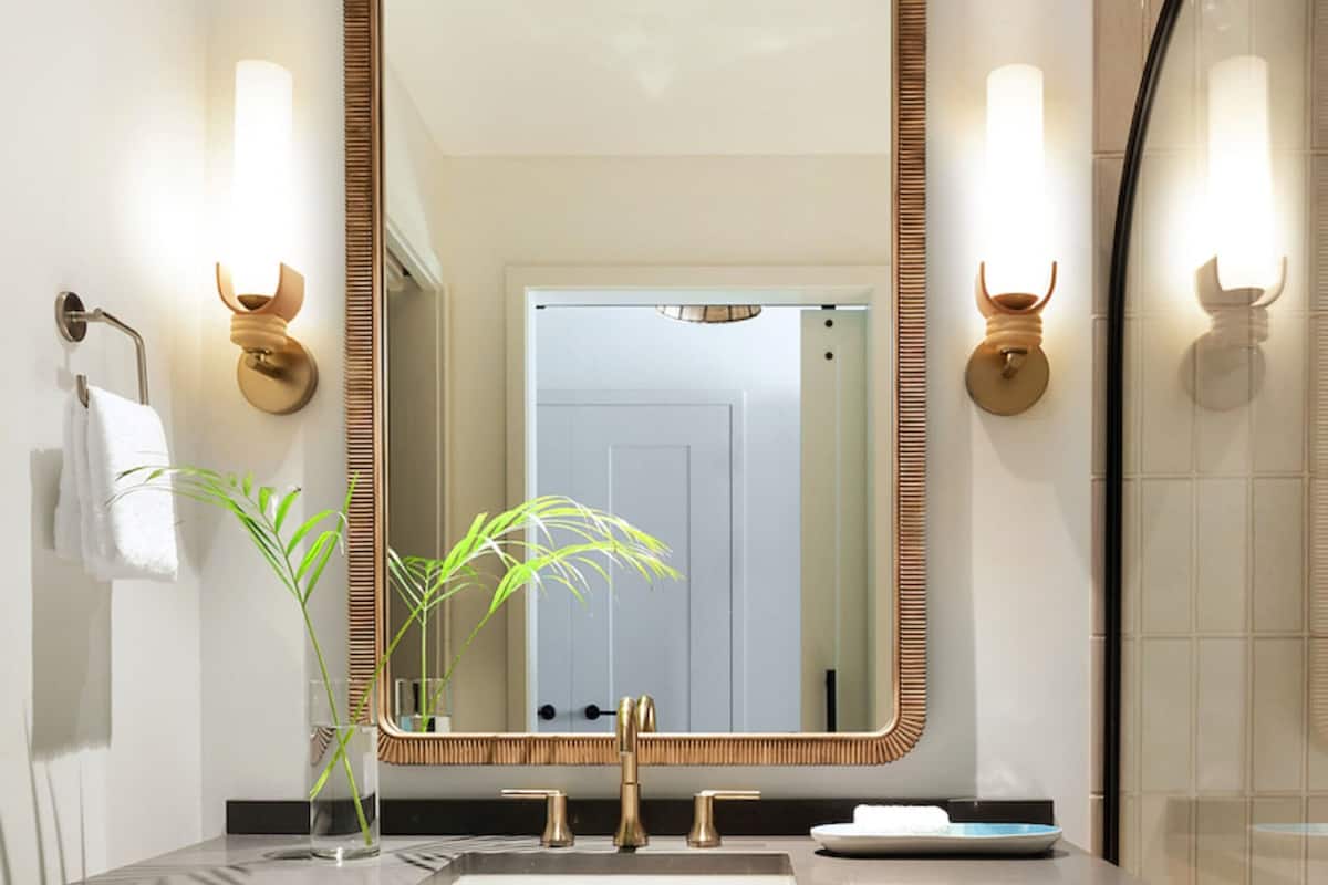 Free toiletries, hair dryer, towels, soap