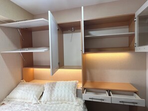 2 soverom, strykejern/-brett, wi-fi og sengetøy