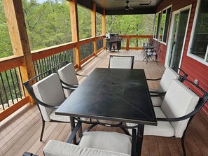 Unclassified image, 3 of 47, button - Heart of Branson Retreat / Hot Tub / Pool Table / Game Room / Fire Pit / Lvl2 EV (Branson)