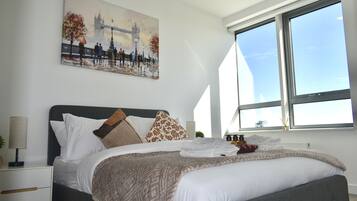 2 habitaciones, tabla de planchar con plancha y wifi gratis