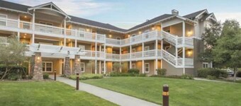 Great Wine Country and Golfing Resort Getaway!!