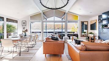 Télévision, cheminée