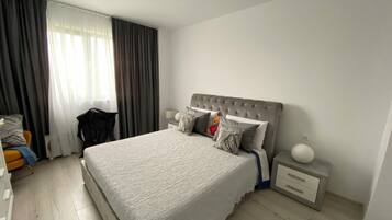 1 chambre, fer et planche Ă repasser, Wi-Fi, draps fournis