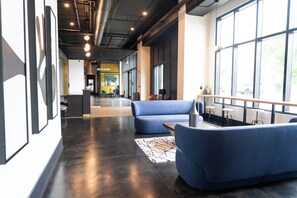 Lobby - Local Host Dwntwn 2BD, 2BA Luxurious Condo Great Amenities & proximity anywhere (Nashville)