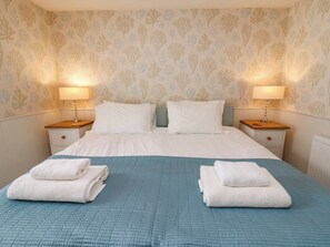 4 bedrooms, individually decorated, individually furnished, free WiFi - Tan y Craig (Haverfordwest)