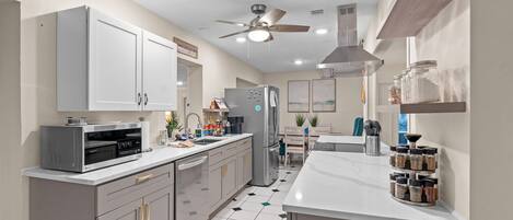 Fridge, microwave, oven, stovetop