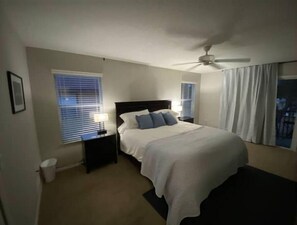 4 عدّة غرف نوم وسرير سفر وواي فاي