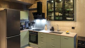 Kühlschrank, Herdplatte, Geschirrspüler