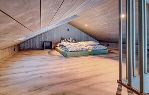 2 bedrooms, free WiFi