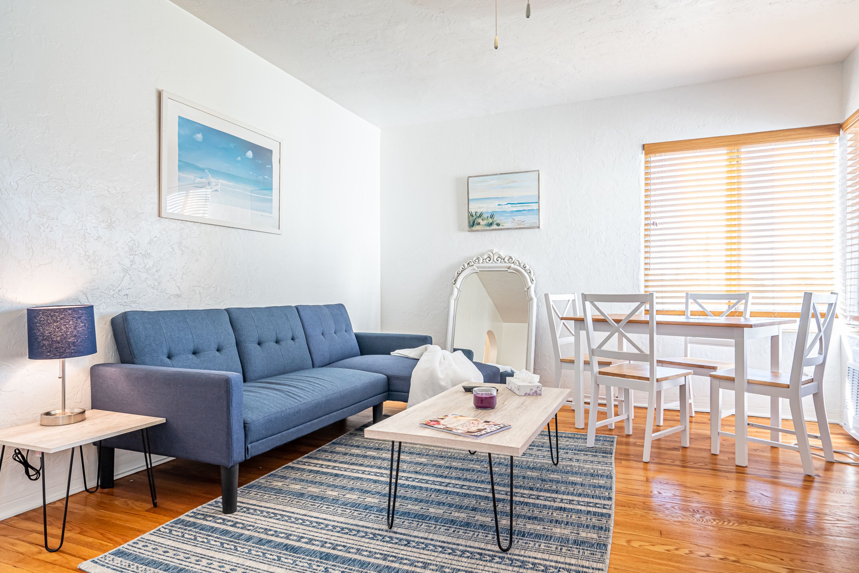 TV connectée de 65 pouces avec chaînes numériques