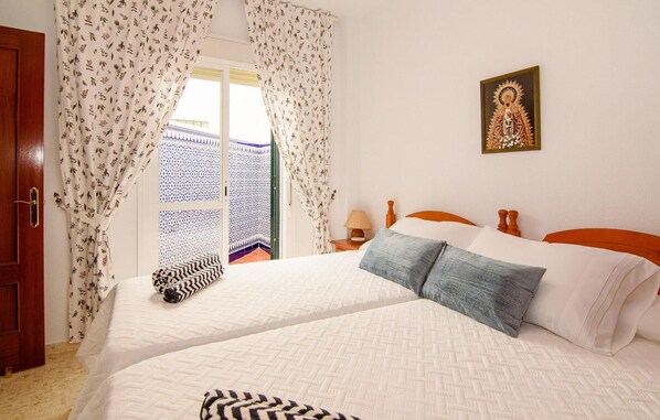 1 bedroom, free WiFi, bed sheets