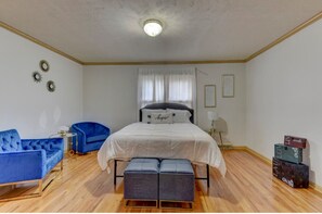 4 bedrooms, free WiFi, bed sheets