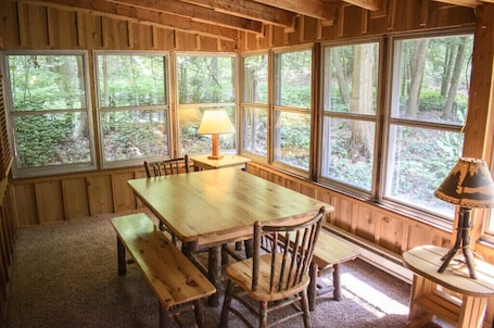 Dining. Pine Lake Trout Club Cabin #8!!!