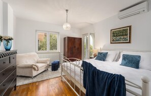 6 chambres, lit parapluie, Wi-Fi gratuit, draps fournis