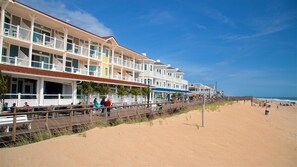 Sun-loungers, beach towels