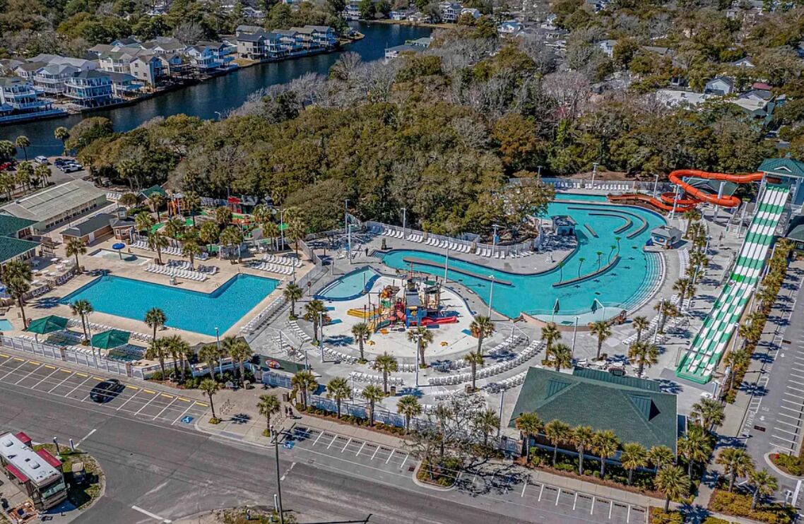 Piscine couverte, piscine extérieure