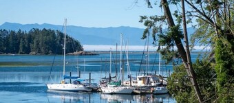 Coastal Shores Oceanside Retreat