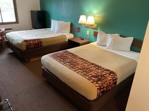 Blackout drapes, free WiFi, bed sheets