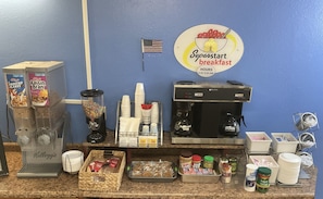 Daily to-go breakfast (USD 2 per person)