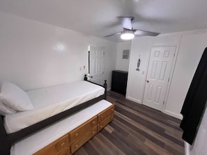 2 Schlafzimmer, kostenloses WLAN, Bettwäsche