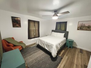 2 bedrooms, free WiFi, bed sheets - Stunning house near Lake Guntersville.  (Guntersville)