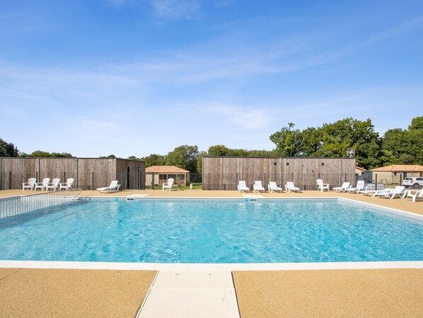 Beheizter Pool