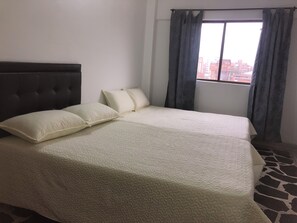 2 bedrooms, iron/ironing board, free WiFi, bed sheets - Apartamento Cómodo , Centrico y Bien Ubicado . Apto 402 (Medellin)