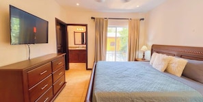 2 slaapkamers, een strijkplank/strijkijzer, gratis wifi, beddengoed