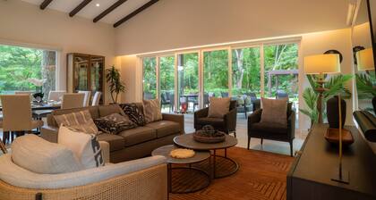 - Casa Cenizaro Six Bedroom Private Pool Family