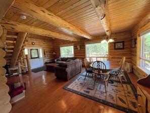 TV, DVD player - Log Cabin in the Pines near Happys Inn MT! (Libby)