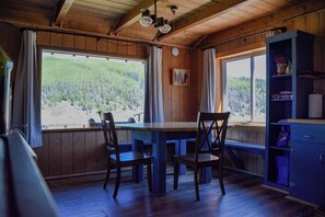 Dining - Gunnison - Peaceful, Fishing and Wildlife (Lake City)