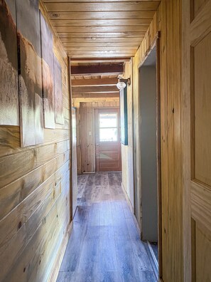 Interior - Gunnison - Peaceful, Fishing and Wildlife (Lake City)