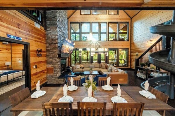 Dining - EV Pilot's Luxe Cabin~Slide~FLT Simulator & HotTub (Broken Bow)