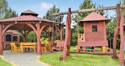 Beautiful home in Lebieniec with WiFi