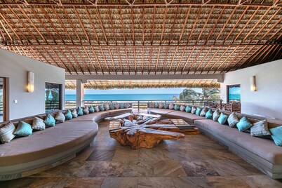 Casa Lia Ocean View Oasis