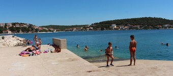 Holiday Houses, Villas Ante - Spacious & Close to the sea