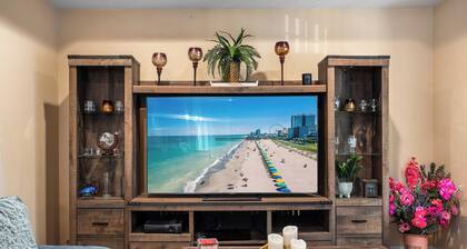 Tampa Getaway, with Pickleball court, Hot Tub near Ybor, Downtown & Channel side