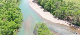 The Bunkhouse on the Caddo River