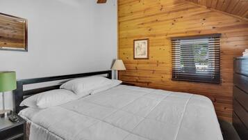 4 dormitorios, escritorio, tabla de planchar con plancha y wifi