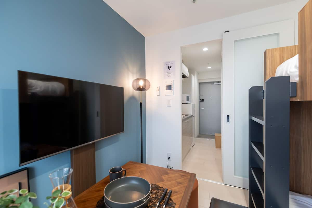 1 habitación, escritorio y wifi gratis