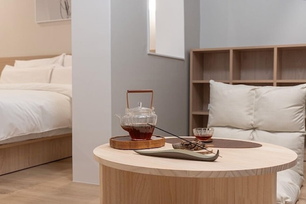 Double Room (Private Bathroom) | Individually decorated, individually furnished, free WiFi, bed sheets