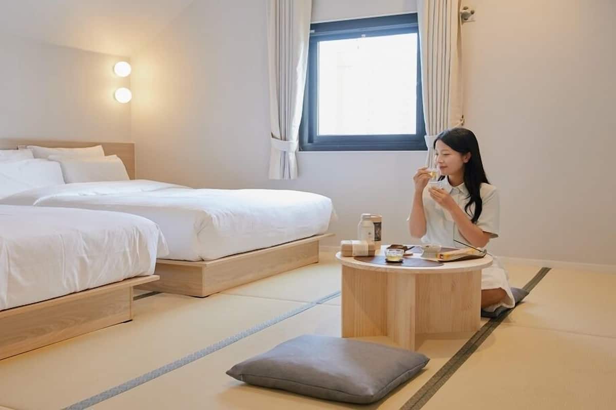 Deluxe-Zweibettzimmer | Individuell dekoriert, individuell eingerichtet, kostenloses WLAN