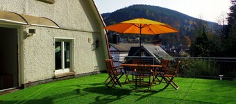 Holiday flat "Villa Fink attic" with mountain view, private balcony, private terrace and Wi-Fi